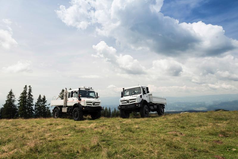 18zoom mercedes classe g et unimog les photos officielles des retrouvailles entre les deux légendes tout terrain