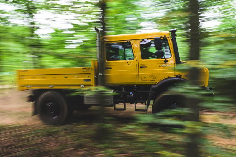 23zoom mercedes classe g et unimog les photos officielles des retrouvailles entre les deux légendes tout terrain